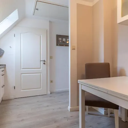 Haus-springfloot-whg-3-og Apartament