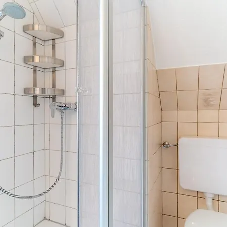 Haus-springfloot-whg-3-og Apartament *